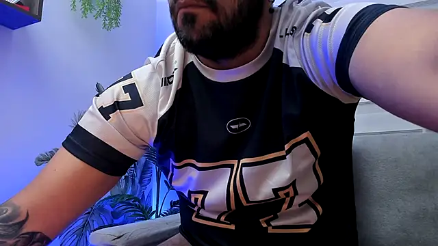 Snapshot of jonathan_rivers chatting on 2, 12, 2025 jonathan rivers online show from 2, 12, 2025