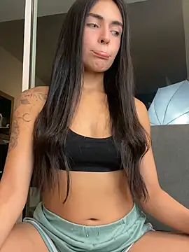 DaphneUwu online show from 26, 4, 2026