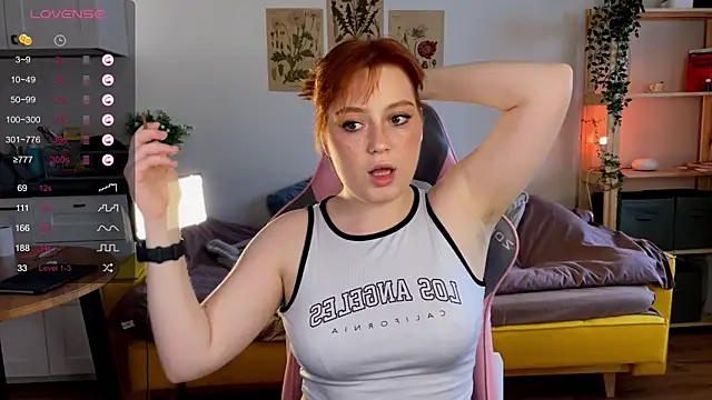 Snapshot of Sofy_Benson chatting on 27, 5, 2026 Sofy Benson online show from 27, 5, 2026