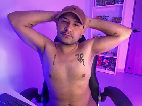 nicolas cox online show from 15, 4, 2026