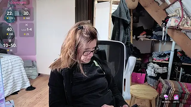 Lina lou4 online show from 8, 3, 2026