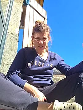 Lina lou4 online show from 18, 3, 2026