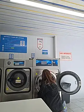 Lina lou4 online show from 24, 4, 2026