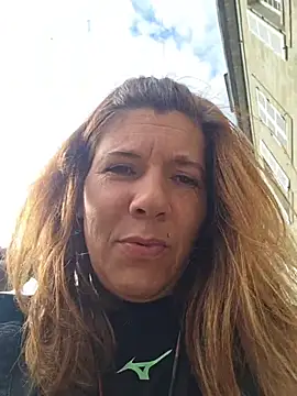 Lina lou4 online show from 26, 4, 2026