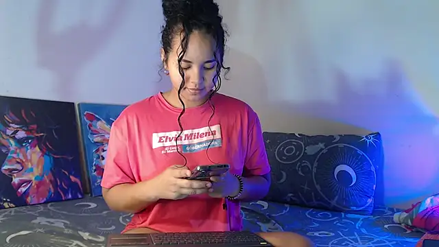 Snapshot of luciana_keating chatting on 7, 12, 2024 luciana keating online show from 7, 12, 2024