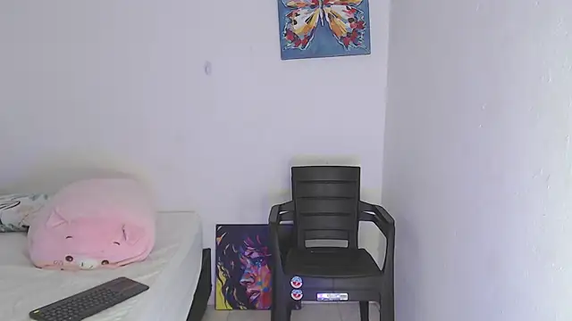 Snapshot of luciana_keating chatting on 29, 11, 2025 luciana keating online show from 29, 11, 2025