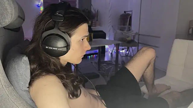 CandyChell online show from 13, 2, 2026