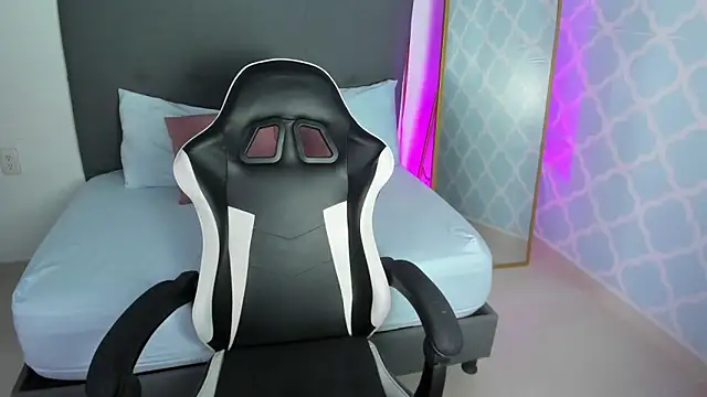 cora 22 online show from 17, 10, 2025