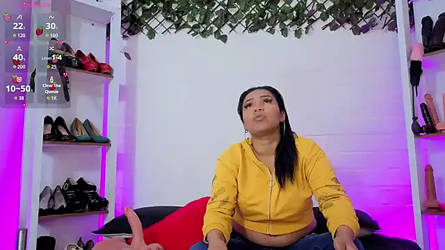 louise nails online show from 11, 4, 2026