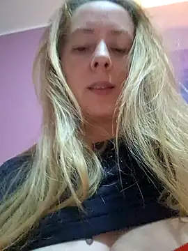 Snapshot of VictoriaMiami chatting on 6, 1, 2025 VictoriaMiami online show from 6, 1, 2025