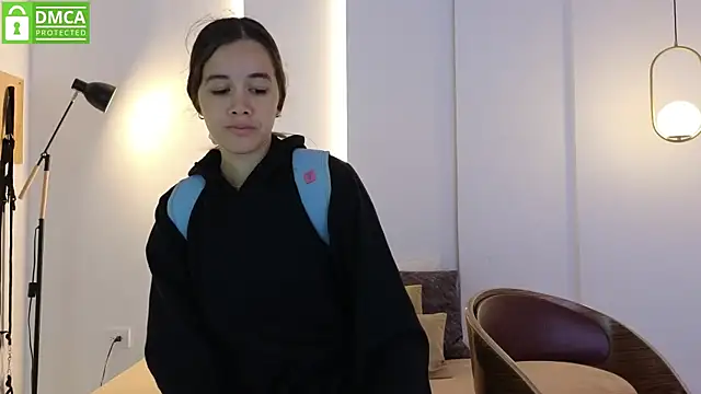 sexychanell 18 online show from 25, 4, 2026