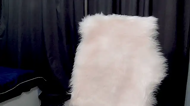 Snapshot of QueenOfUrKink chatting on 18, 1, 2025 QueenOfUrKink online show from 18, 1, 2025