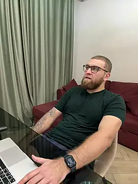 Snapshot of Bear_bear_ chatting on 6, 3, 2025 Bear bear online show from 6, 3, 2025