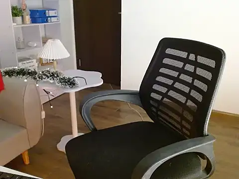  eochanghy  online show from 23, 12, 2024