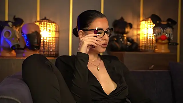 kelly kent online show from 25, 4, 2026