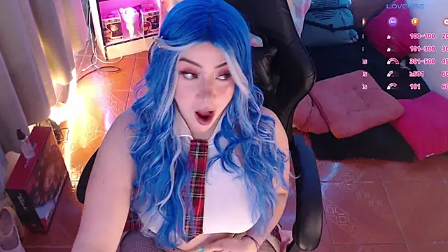Emmy Ruiz online show from 26, 4, 2026