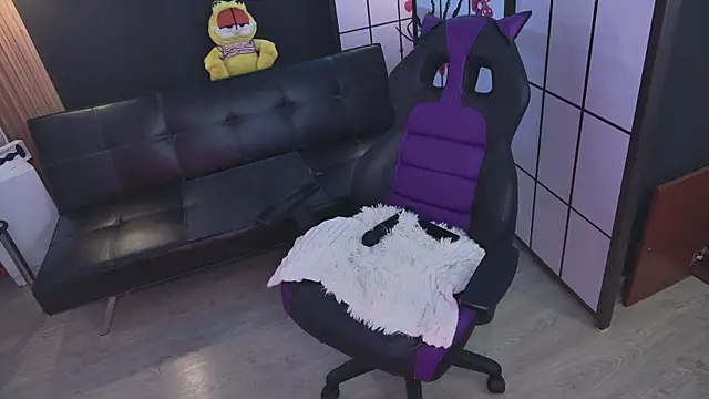 Scarlett collins02 online show from 4, 3, 2025