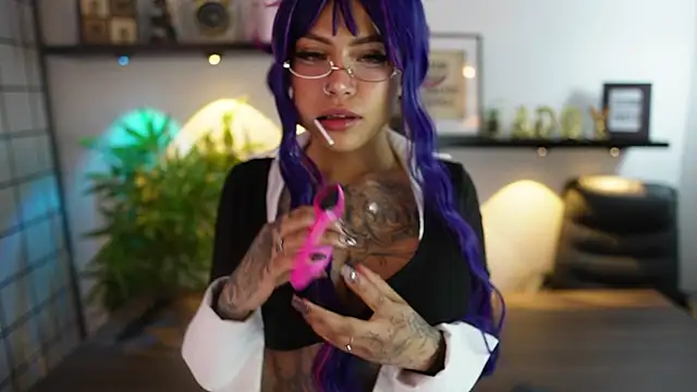 Scarlett collins02 online show from 5, 4, 2026