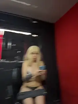 Snapshot of Master_rudeboy chatting on 18, 12, 2025 Master rudeboy online show from 18, 12, 2025