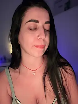 Emylia online show from 9, 12, 2024