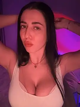 Emylia online show from 8, 1, 2025