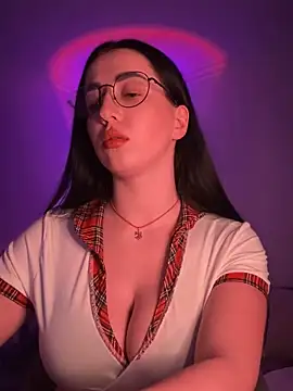 Emylia online show from 18, 2, 2025