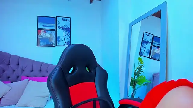 Gretta Queen online show from 3, 3, 2025