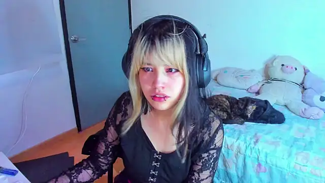 Snapshot of Akane-Mou chatting on 14, 1, 2025 Akane-Mou online show from 14, 1, 2025