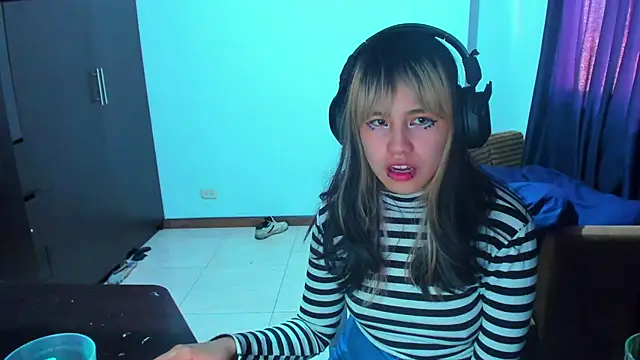 Snapshot of Akane-Mou chatting on 19, 1, 2025 Akane-Mou online show from 19, 1, 2025