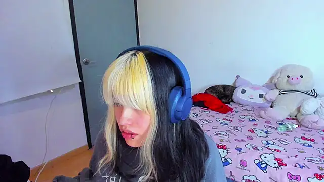 Snapshot of Akane-Mou chatting on 25, 2, 2025 Akane-Mou online show from 25, 2, 2025