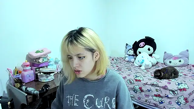 Snapshot of Akane-Mou chatting on 26, 9, 2025 Akane-Mou online show from 26, 9, 2025