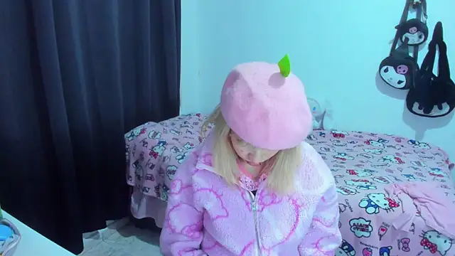 Snapshot of Akane-Mou chatting on 27, 11, 2025 Akane-Mou online show from 27, 11, 2025