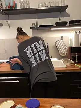 spottyyy online show from 15, 9, 2025