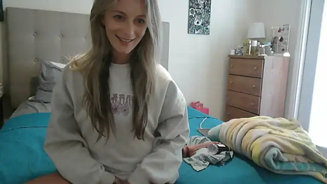 Heyitsmee33 online show from 9, 9, 2025