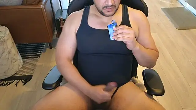 HungandThickLatin online show from 28, 5, 2026