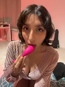 Snapshot of aurora_xoxo chatting on 13, 12, 2024 aurora xoxo online show from 13, 12, 2024