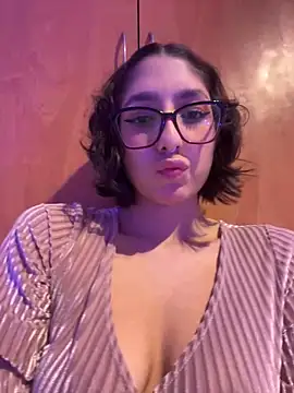 Snapshot of aurora_xoxo chatting on 15, 12, 2024 aurora xoxo online show from 15, 12, 2024