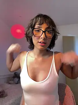 Snapshot of aurora_xoxo chatting on 8, 3, 2026 aurora xoxo online show from 8, 3, 2026