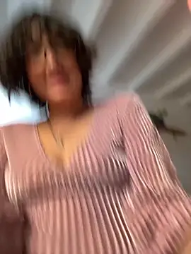 Snapshot of aurora_xoxo chatting on 22, 3, 2026 aurora xoxo online show from 22, 3, 2026