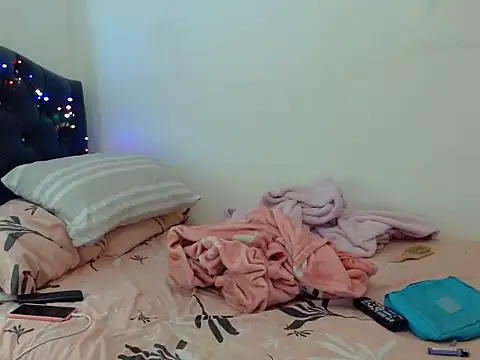 gooddes303salome online show from 3, 10, 2025