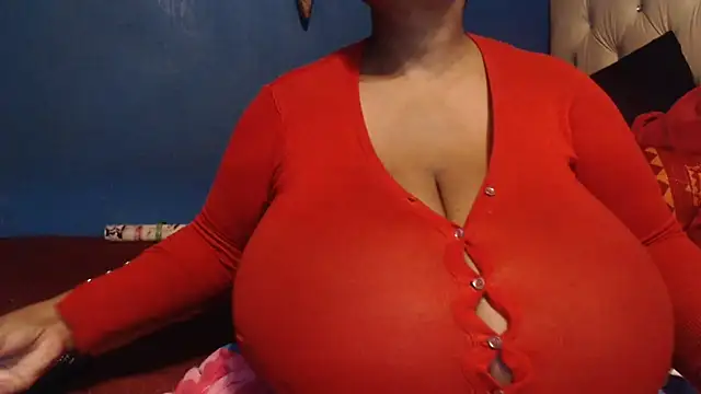 Snapshot of CUTEFIRMMELONSS chatting on 21, 2, 2025 CUTEFIRMMELONSS online show from 21, 2, 2025