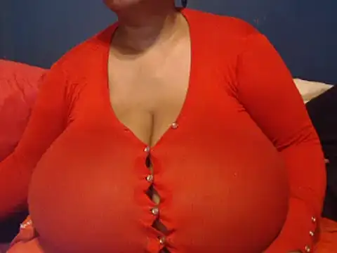 Snapshot of CUTEFIRMMELONSS chatting on 1, 3, 2025 CUTEFIRMMELONSS online show from 1, 3, 2025