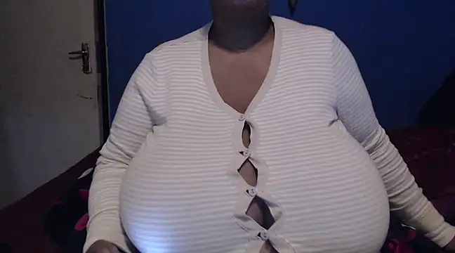 Snapshot of CUTEFIRMMELONSS chatting on 7, 3, 2025 CUTEFIRMMELONSS online show from 7, 3, 2025