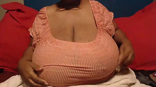 CUTEFIRMMELONSS online show from 20, 12, 2025