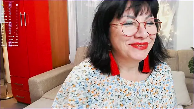 SquirtySlut online show from 24, 12, 2024