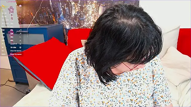 SquirtySlut online show from 22, 3, 2025