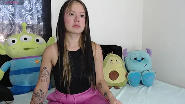 Snapshot of it_l chatting on 4, 12, 2024 it l online show from 4, 12, 2024