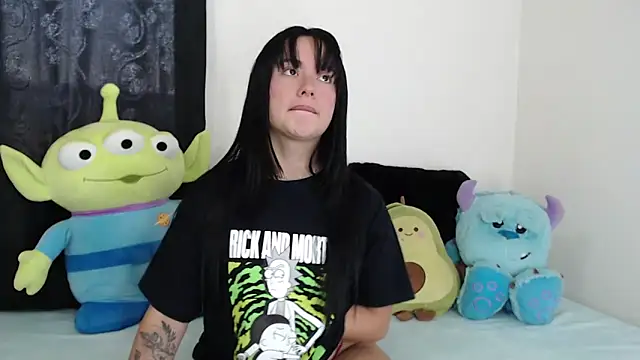 Snapshot of it_l chatting on 10, 1, 2025 it l online show from 10, 1, 2025