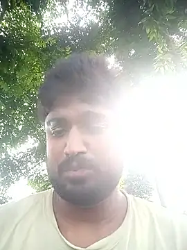 Snapshot of Driver-naru chatting on 15, 9, 2025 Driver-naru online show from 15, 9, 2025