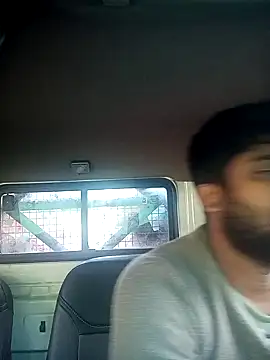 Snapshot of Driver-naru chatting on 5, 11, 2025 Driver-naru online show from 5, 11, 2025